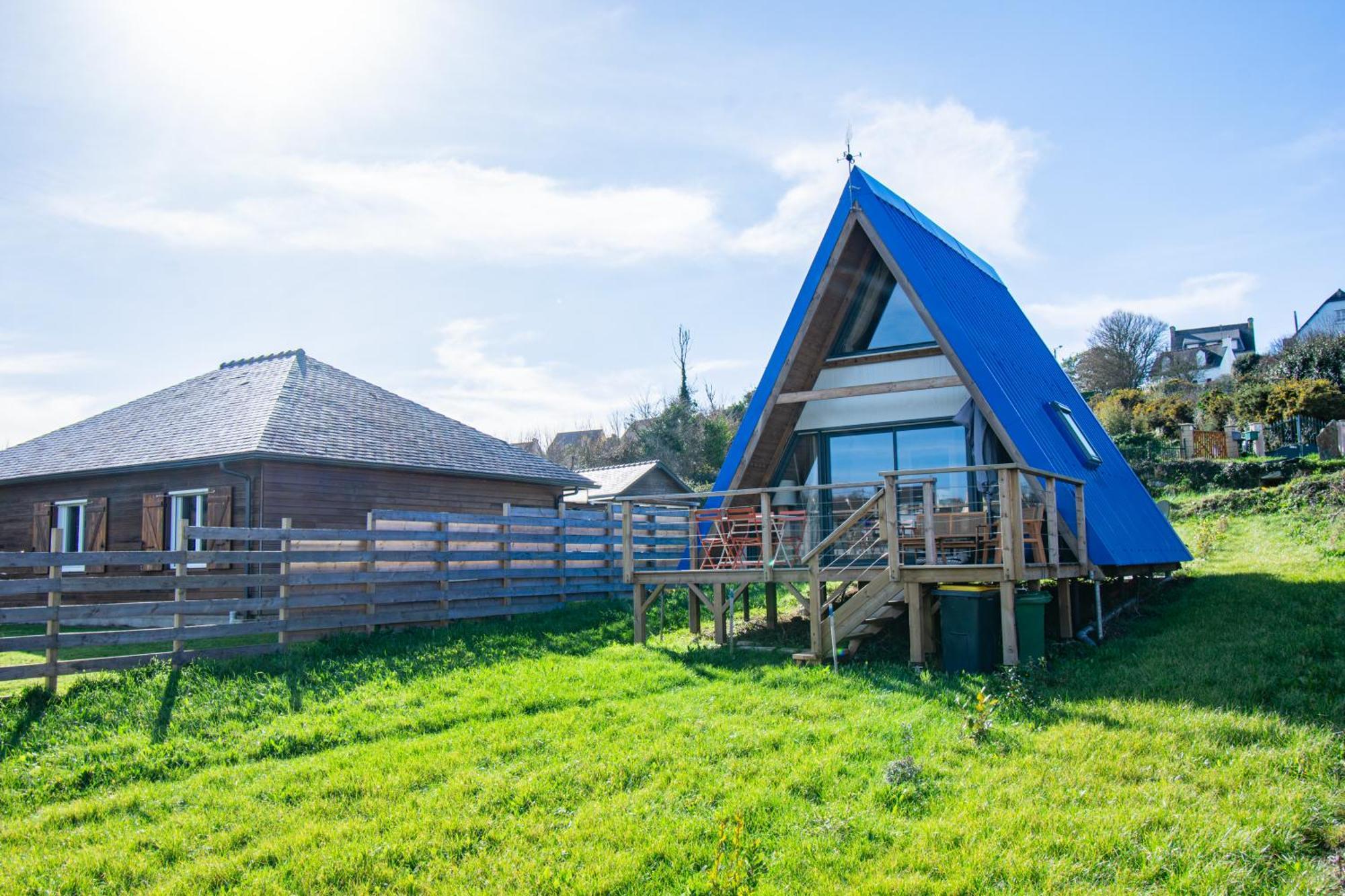 Le Tipi Bleu Tiny House Neuve Avec Terrasse Et Jardin Villa Camaret-sur-Mer Exterior photo